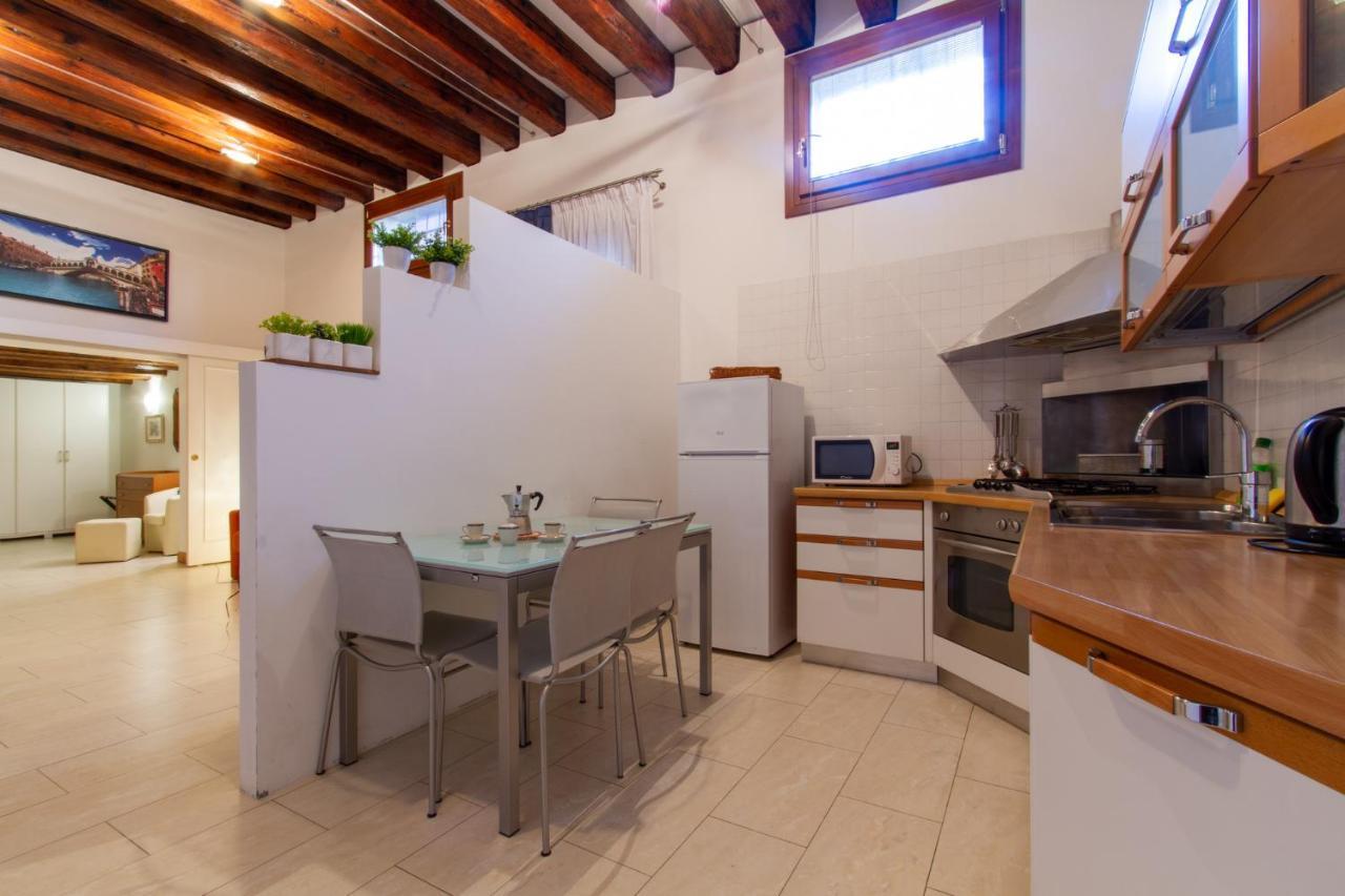 Art Dreams Apartment Dimora Casanova Venesia Bagian luar foto
